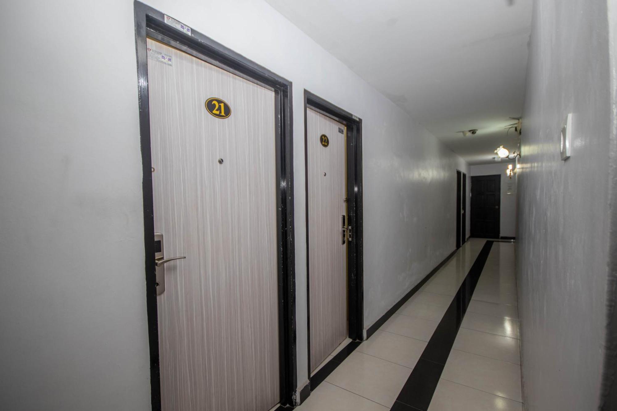 Jq Happy Lumut Hotel Exterior photo